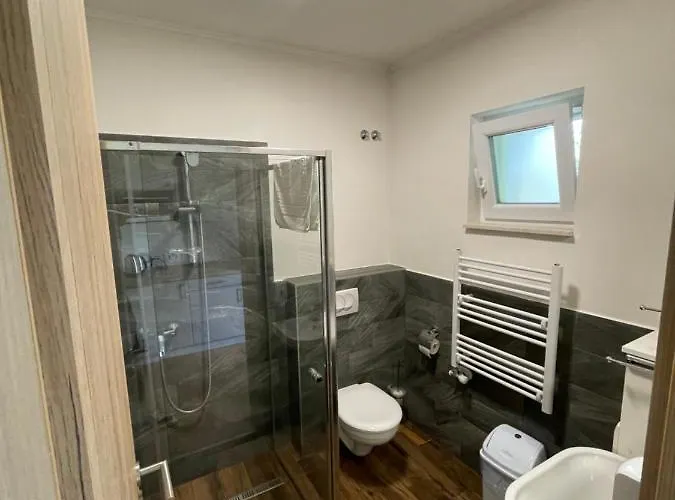 Liget Ueduelopark Ξενοδοχείο με διαμερίσματα