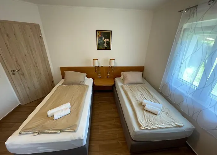 Ξενοδοχείο με διαμερίσματα Liget Ueduelopark Fonyód