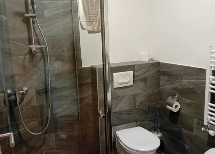 Liget Ueduelopark 3*